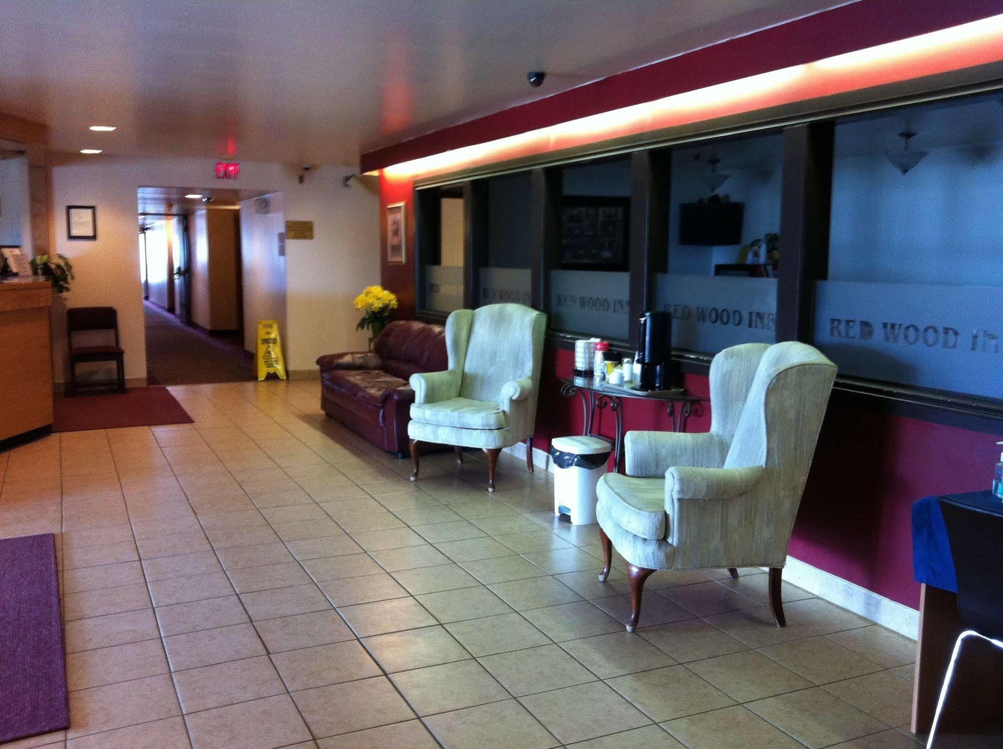 Redwood Motor Inn แบรนดอน ภายนอก รูปภาพ